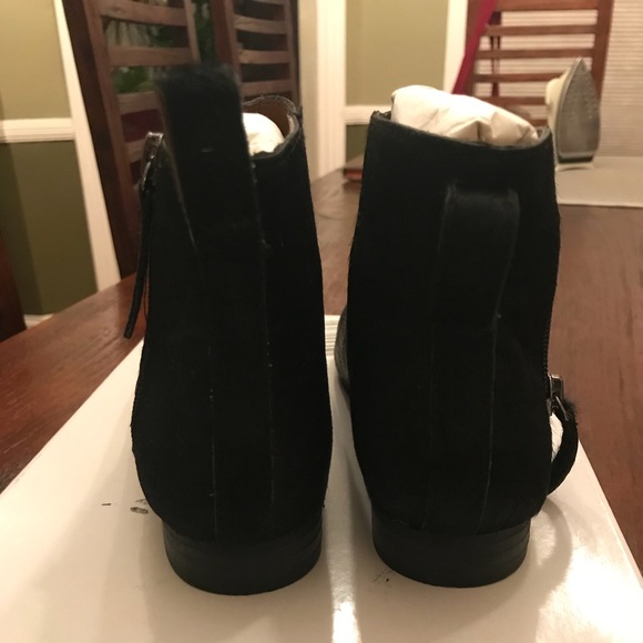 NWT GAP Black Calf Hair Ankle Boots - Picture 3 of 6